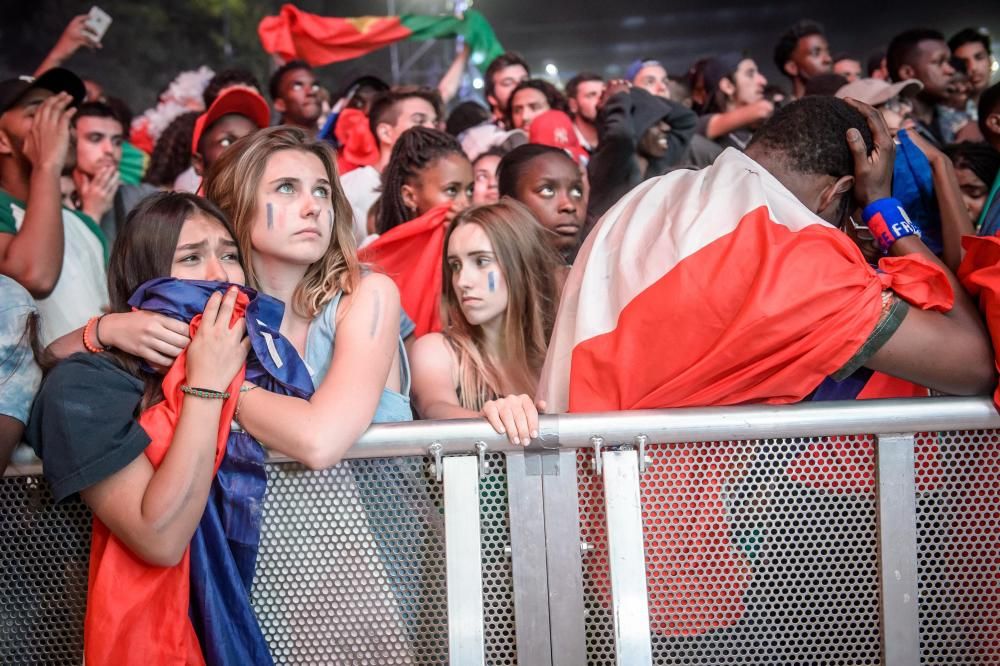 La afición de Francia, desolada