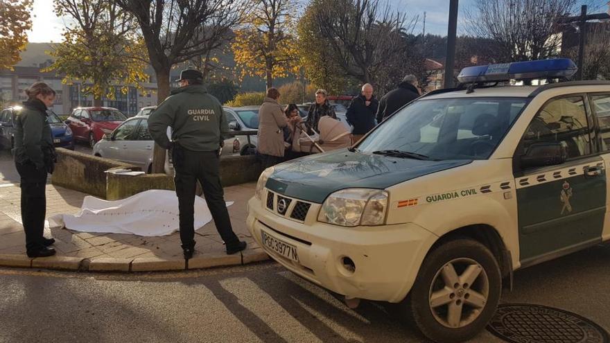 Muere un hombre de 36 años de forma repentina en plena calle en Candás