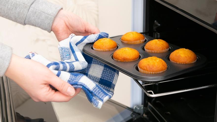 Cupcakes recién salidos del horno.