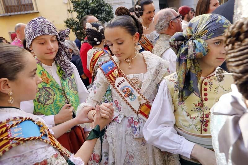 La Diputació de València recibe a las comisiones falleras