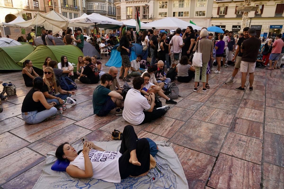 Acampada por la vivienda en Málaga