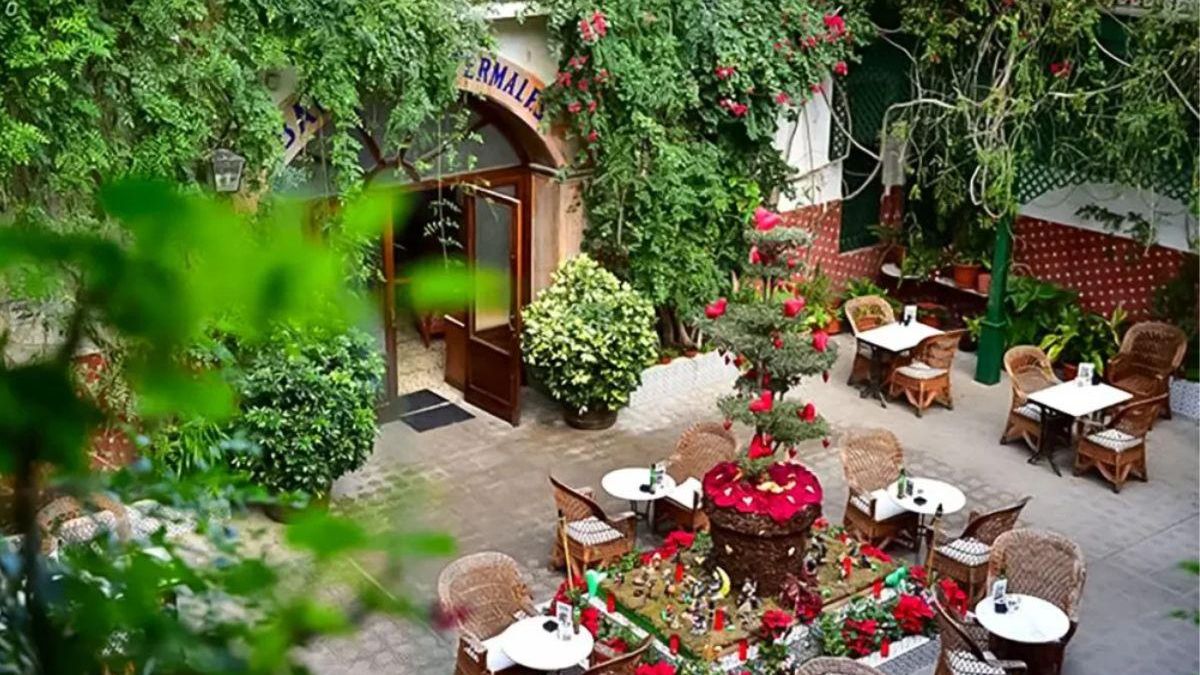 Fue el primer hotel de la Región de Murcia y ahora es el local más romántico del Mar Menor Vistas impresionantes y un lugar con encanto