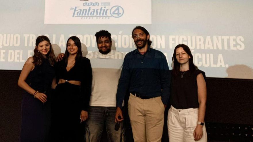 Por la izquierda, Claudia Barril, Michel Toro, David Cerrillo, David Martín y Coral Zardáin, antes del debate en torno a "Los 4 Fantásticos".