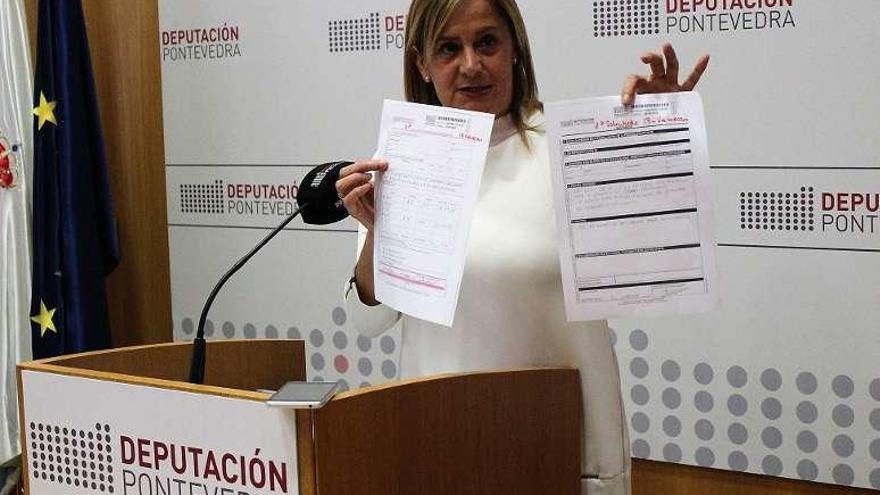 Carmela Silva presenta la solicitud del colectivo. // Fdv