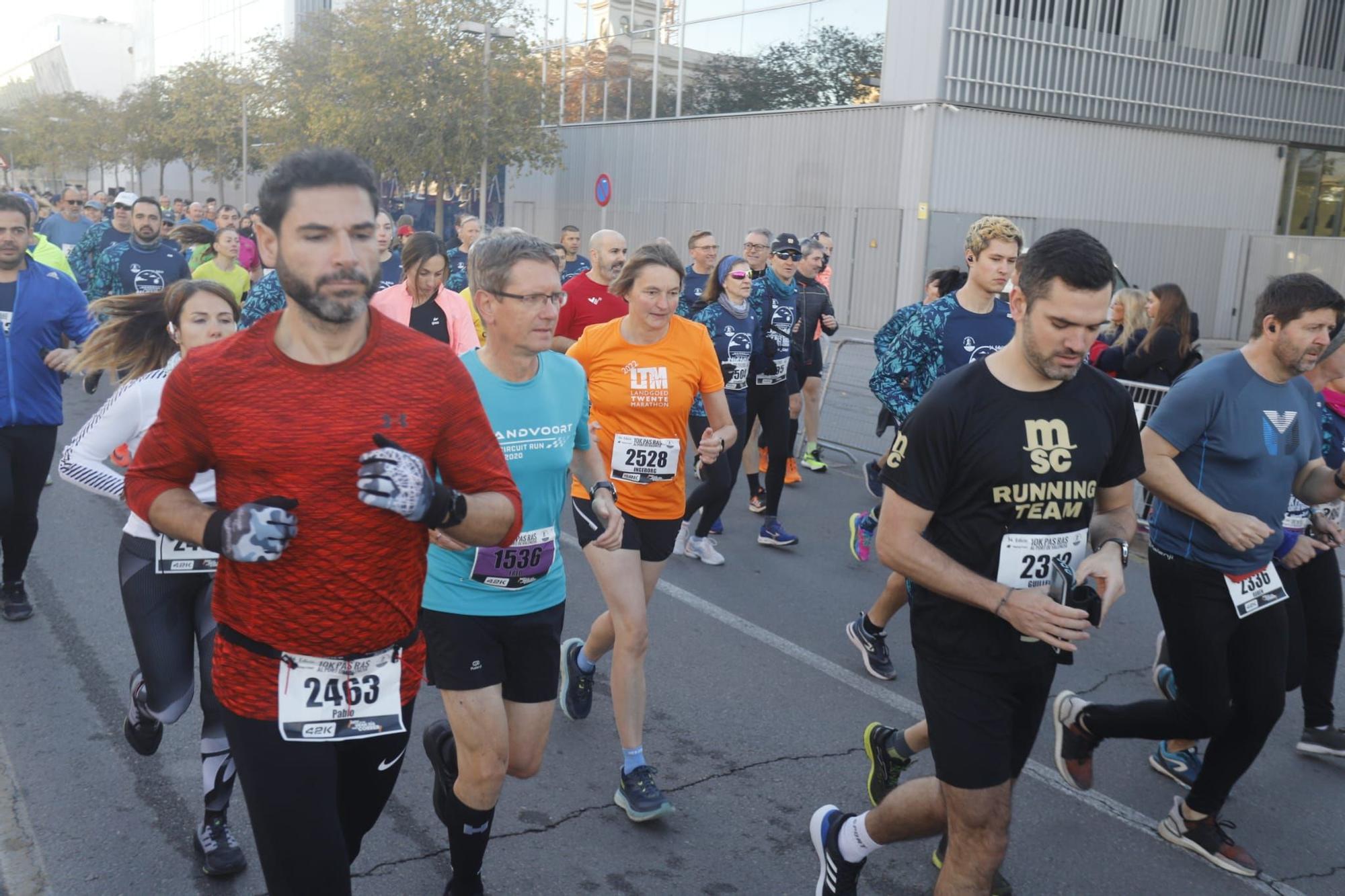 Búscate en la carrera 'Pas ras al port' de València