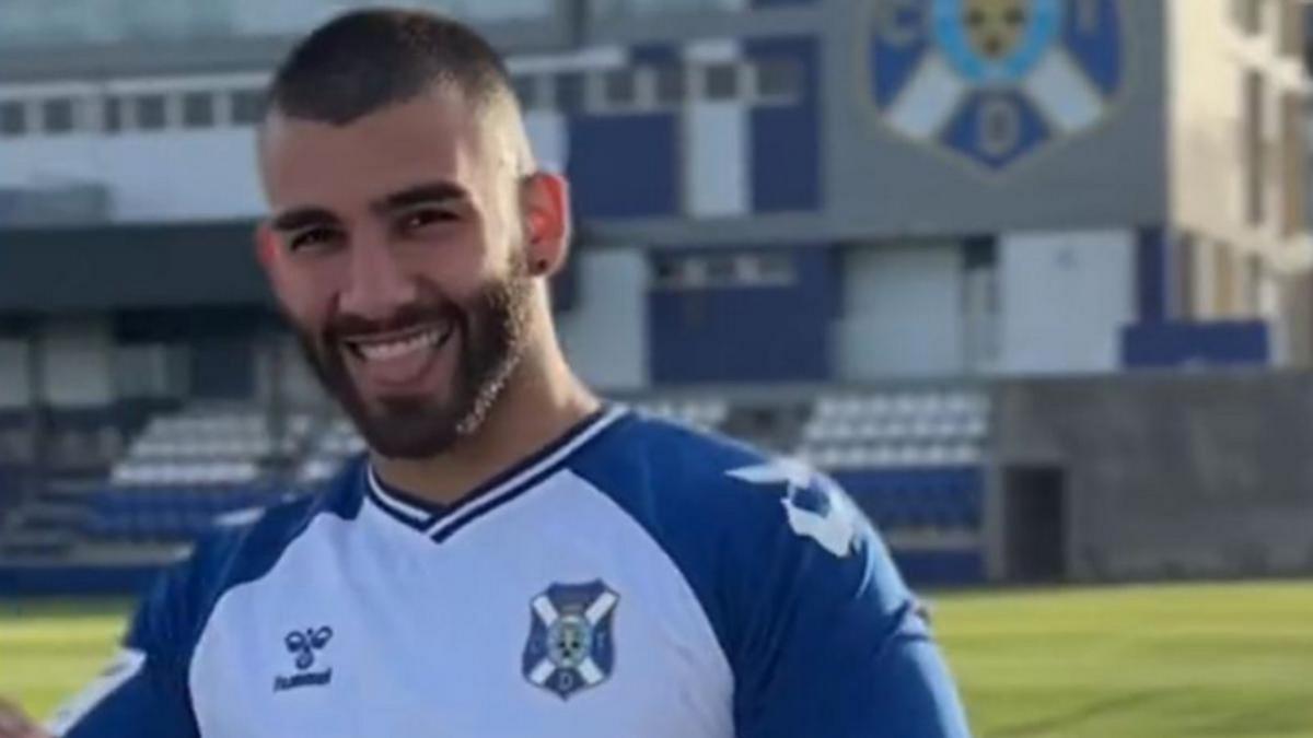 El otro derbi canario: Manuel Turizo deja plantado al CD Tenerife y 'ficha' por la UD Las Palmas.