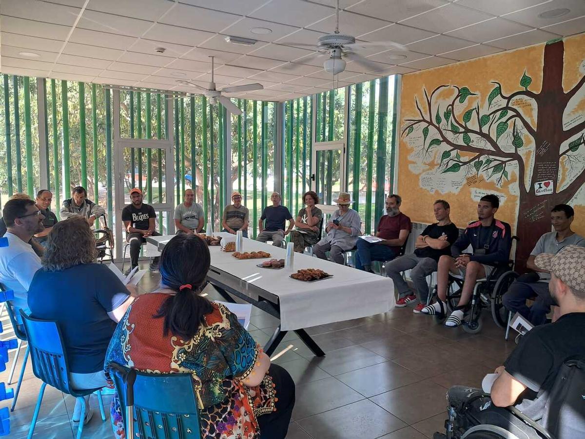 Una imagen de la segunda sesión de "Café con Éxito" en el CAI de Gandia
