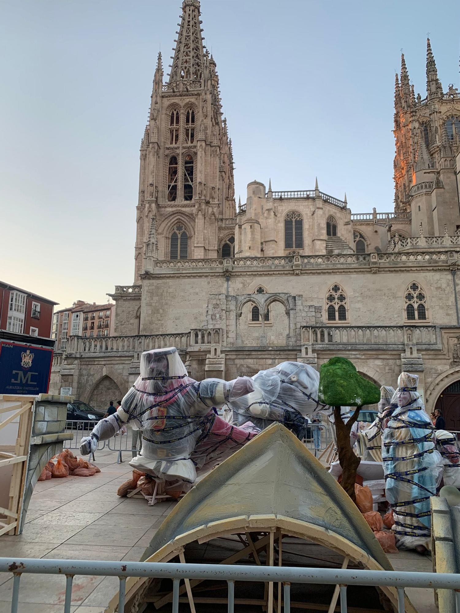 Una "plantà" a los pies de la Catedral de Burgos