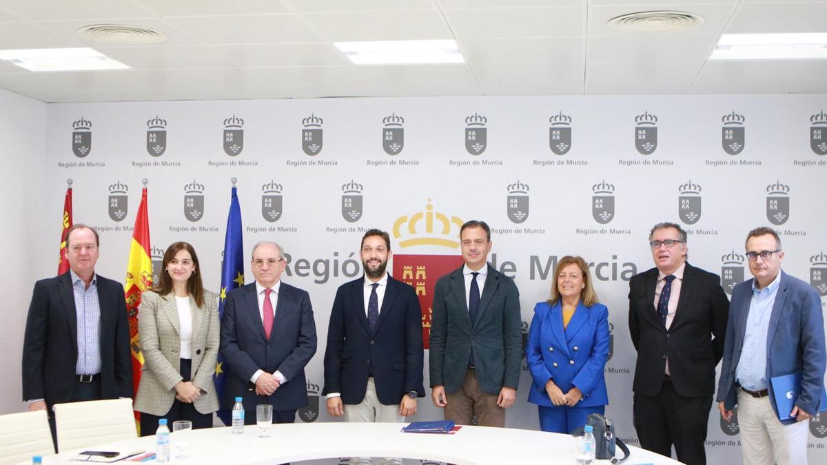 Firma del protocolo para el impulso de la Red de Cátedras de Turismo de la Región de Murcia.