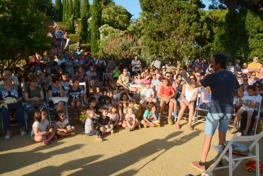 Contes de Sant Joan pel càncer infantil a Blanes