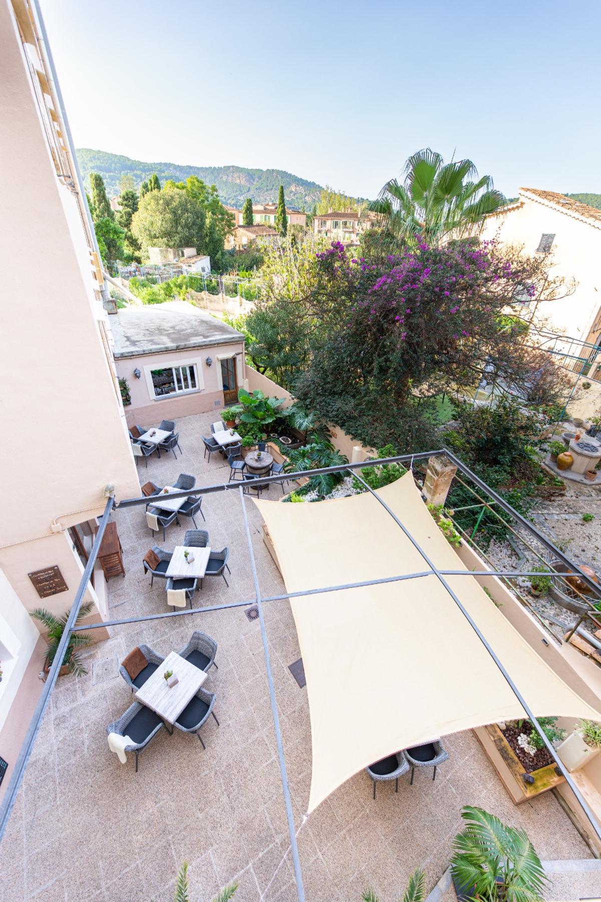 El hostal Nadal, de la familia Nadal Vaquer, en el centro de Sóller, se inauguró en 1964.