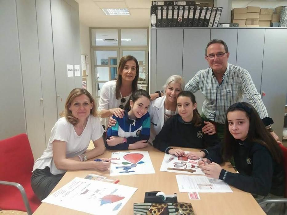 Campaña pro donación de sangre en el colegio Pureza de María-Cid de València.