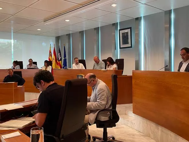 El pirata de la ITV de Ibiza llegó a bloquear 700 citas para estafar a los usuarios