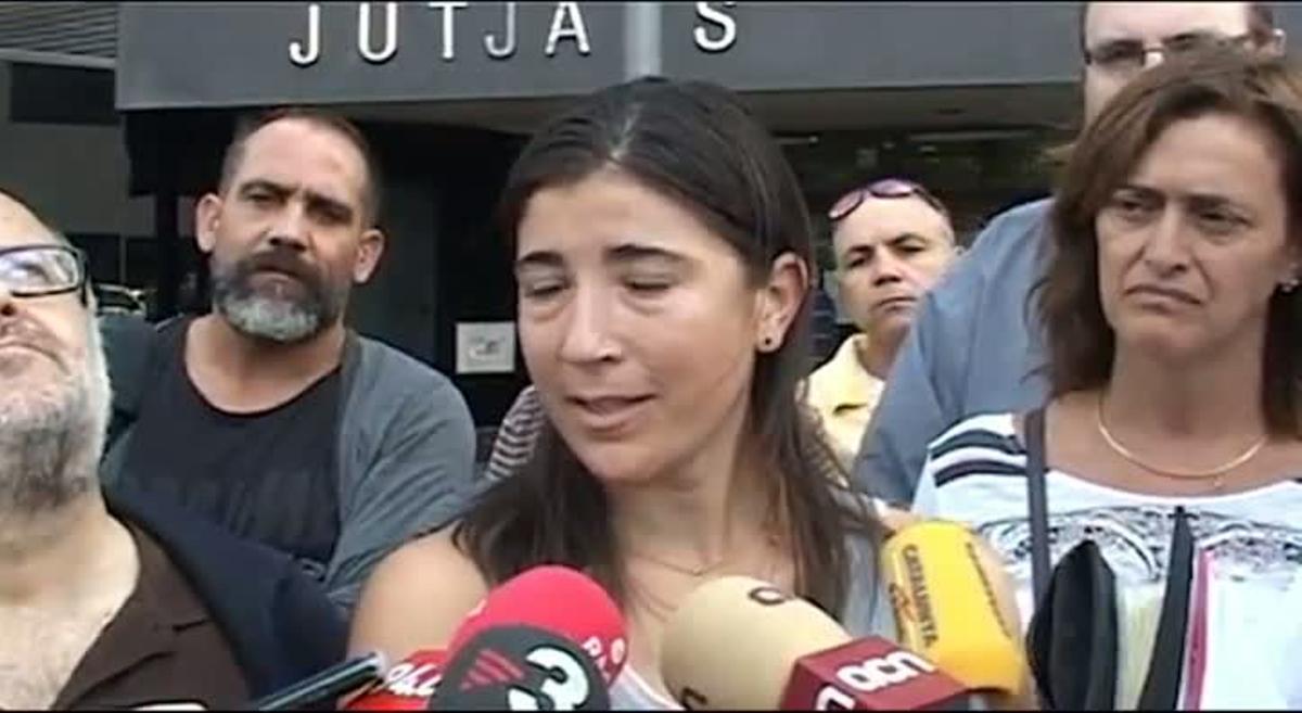La portaveu de Sabadell Lliure de Corrupció, Mariona Bracons, aquest matí al sortir del jutjat.