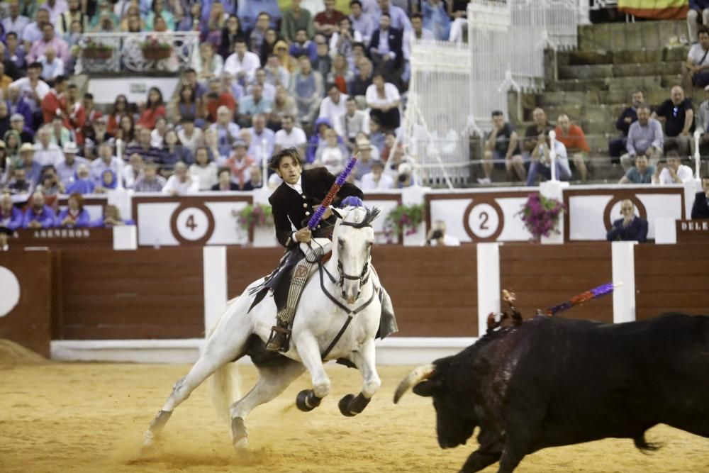 Corrida de rejones en la Feria Taurina de Begoña de 2018.