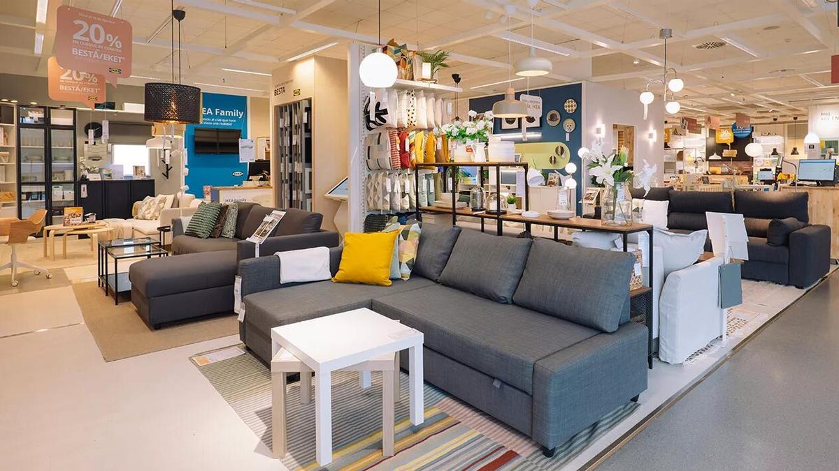Ikea arrasa con la alfombra que puedes convertir en cabecero de cama: "Es muy sencillo"