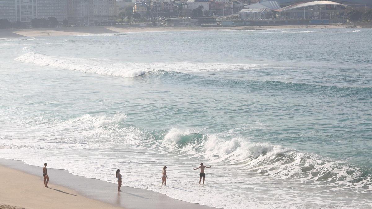 ¿Cómo será el verano 2026 en A Coruña? Esto dice la Aemet