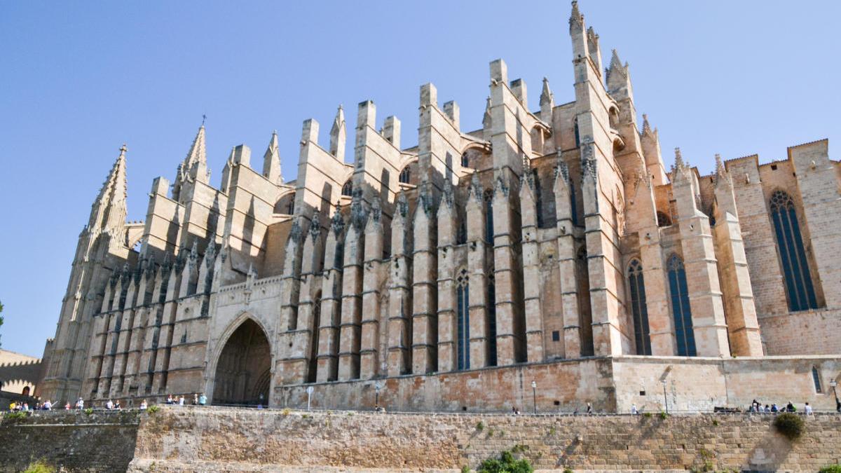 La Catedral retomará las visitas culturales y turísticas a partir de este miércoles