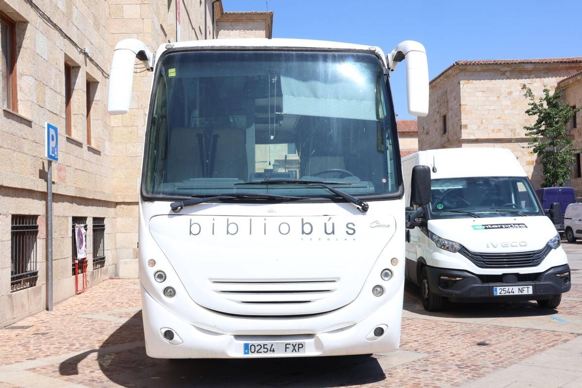 Visitas al bibliobús escolar