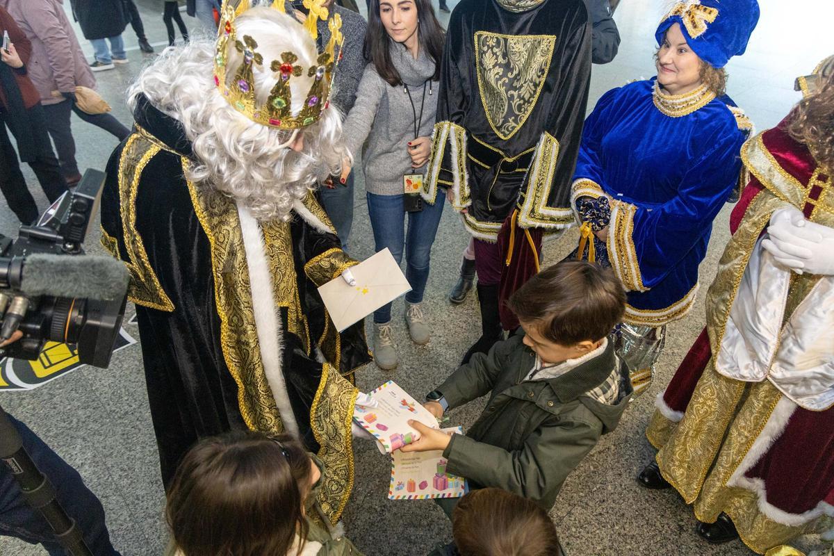 Los Reyes Magos aterrizan en Santiago