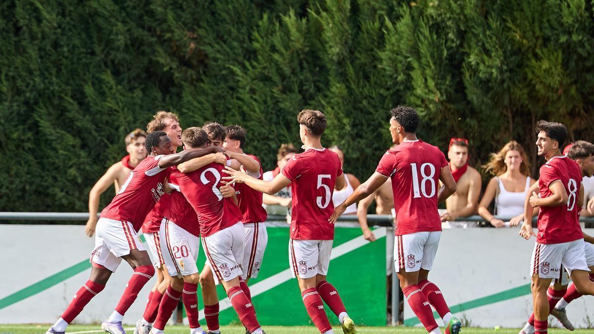 Las imágenes del ascenso histórico del Real Murcia Imperial
