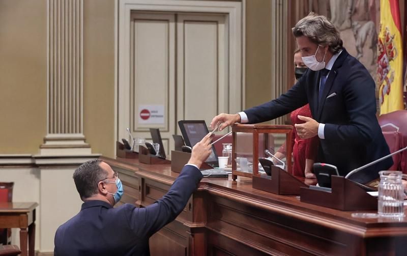 Pleno en el Parlamento de Canarias, 10/11/2021