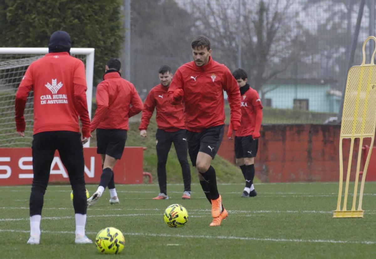 Curbelo, durante un entrenamiento en Mareo.  | JUAN PLAZA