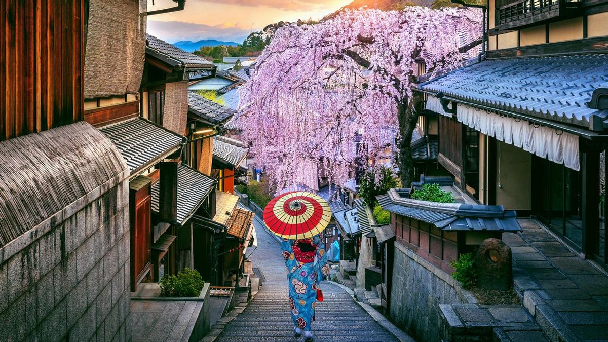 Todo lo que el turismo masivo le está haciendo a Japón.