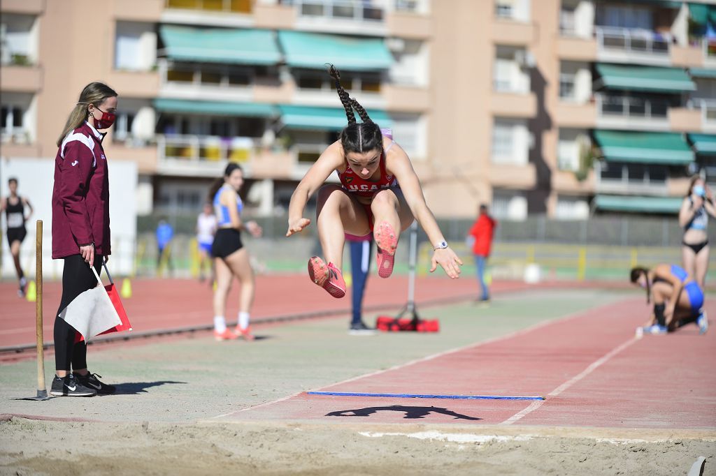 Pruebas de atletismo nacional en la pista de atletismo de Cartagena este domingo