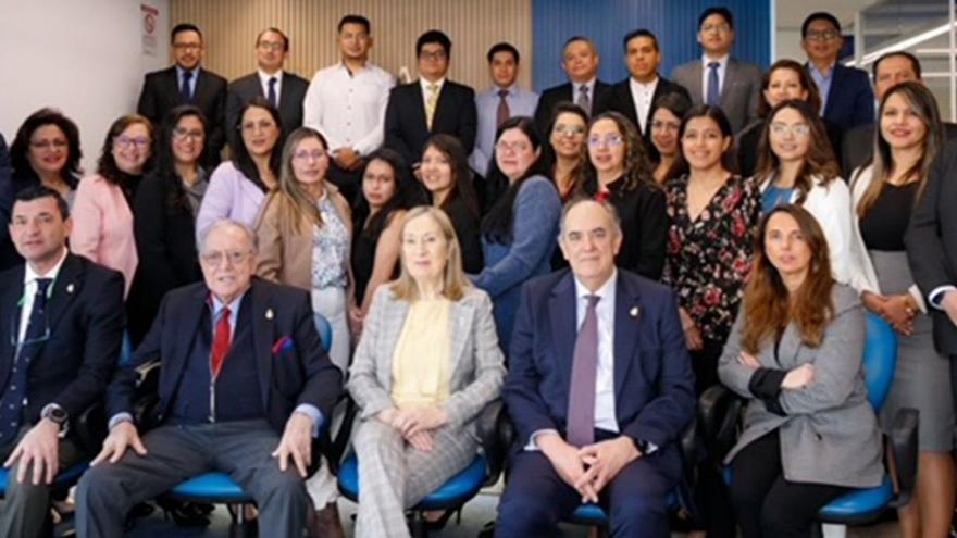 A.M.A. celebra una década en Ecuador como líder en su sector