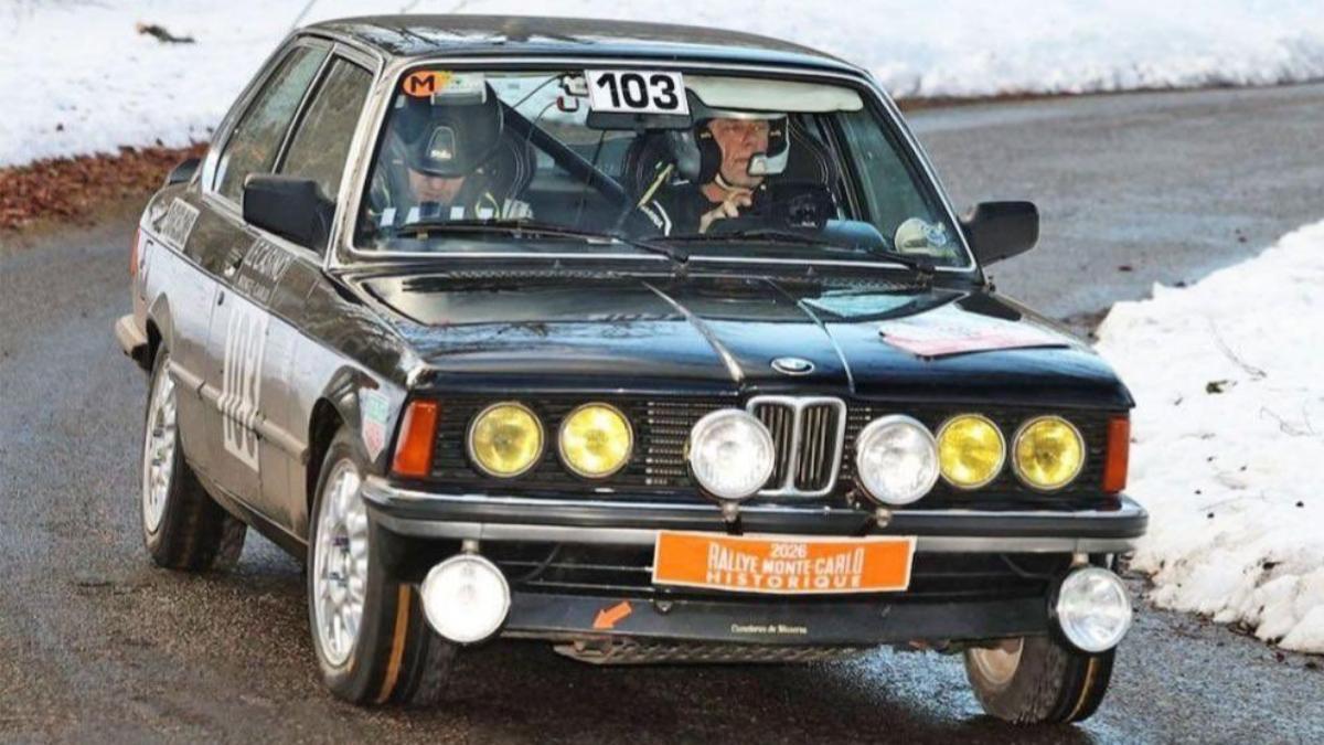 Luis Climent y Carles Jiménez, a bordo del BMW 323i