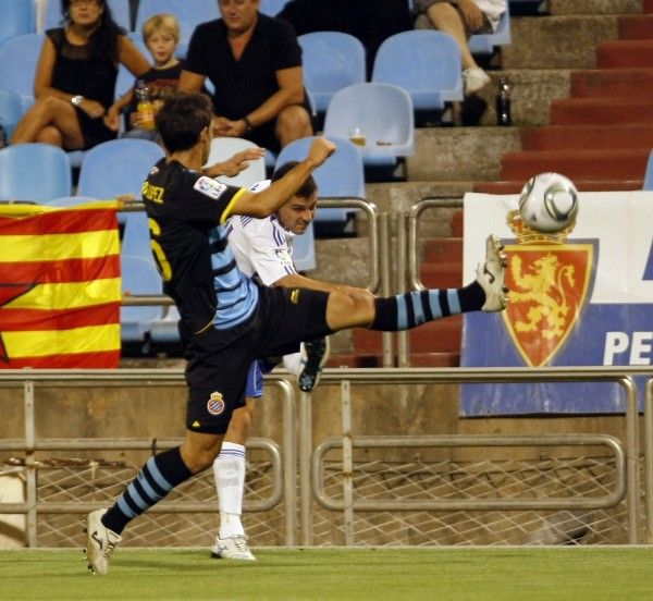 El Real Zaragoza logra el trofeo 'Carlos Lapetra' en la tanda de penaltis