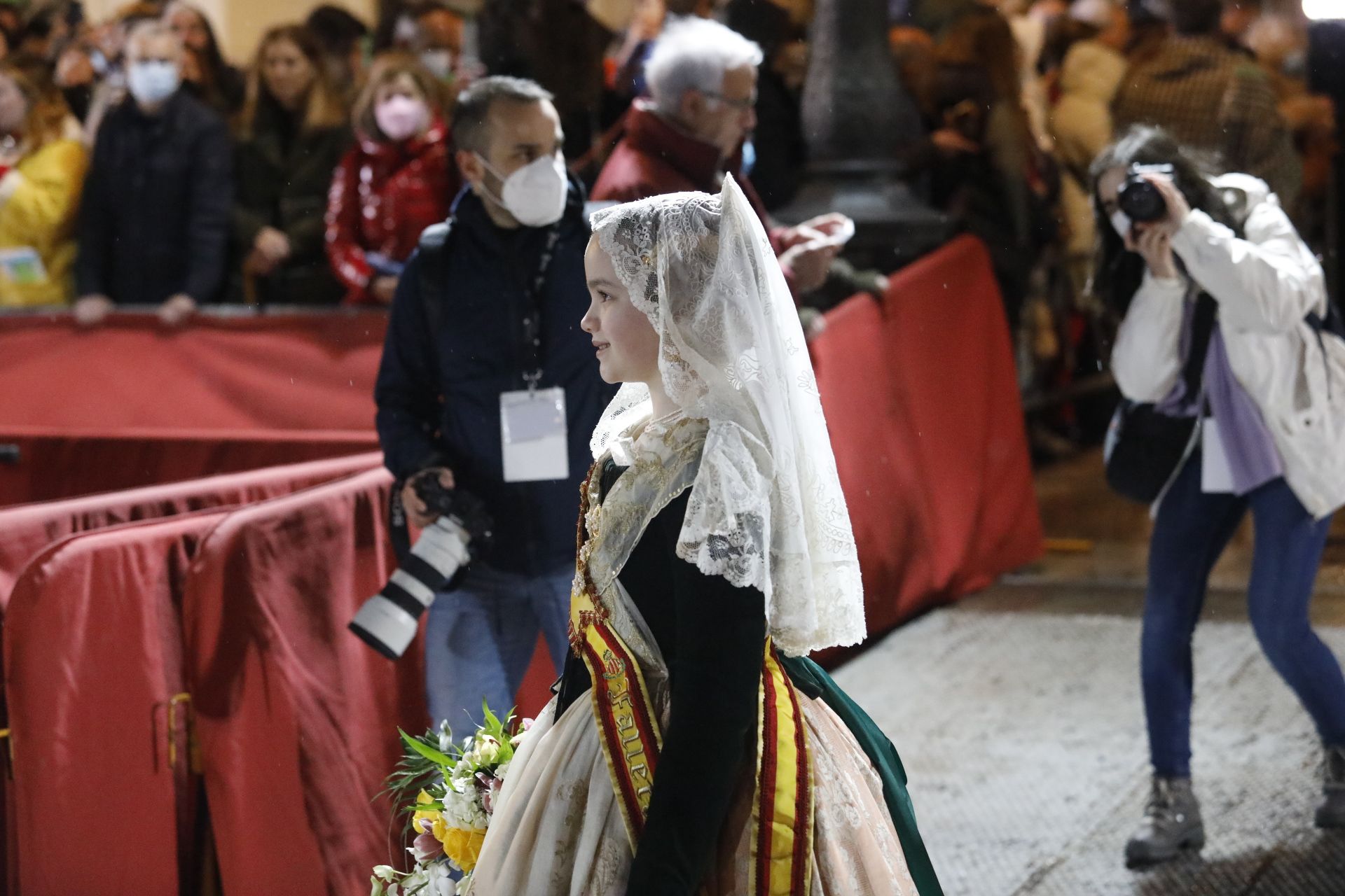 Búscate el primer día de Ofrenda por la calle Quart (de 21.00 a 22.00 horas)