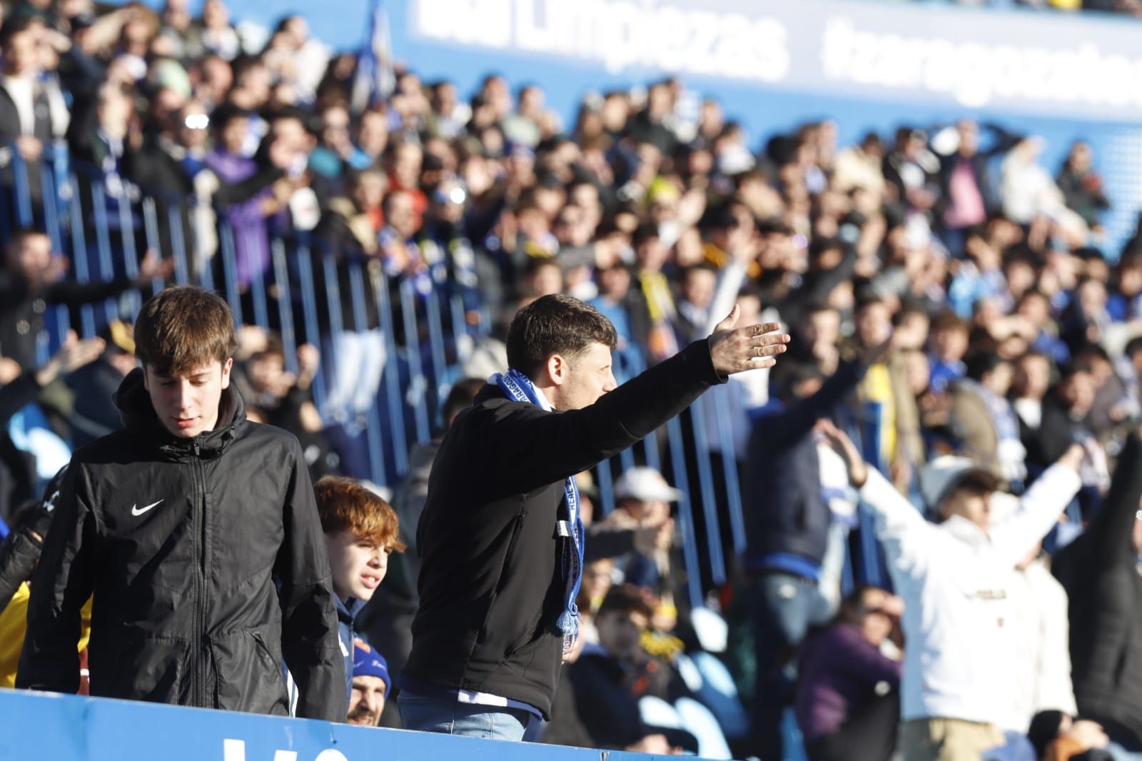 EN IMÁGENES | Así se está viviendo el encuentro entre el Real Zaragoza y el FC Andorra