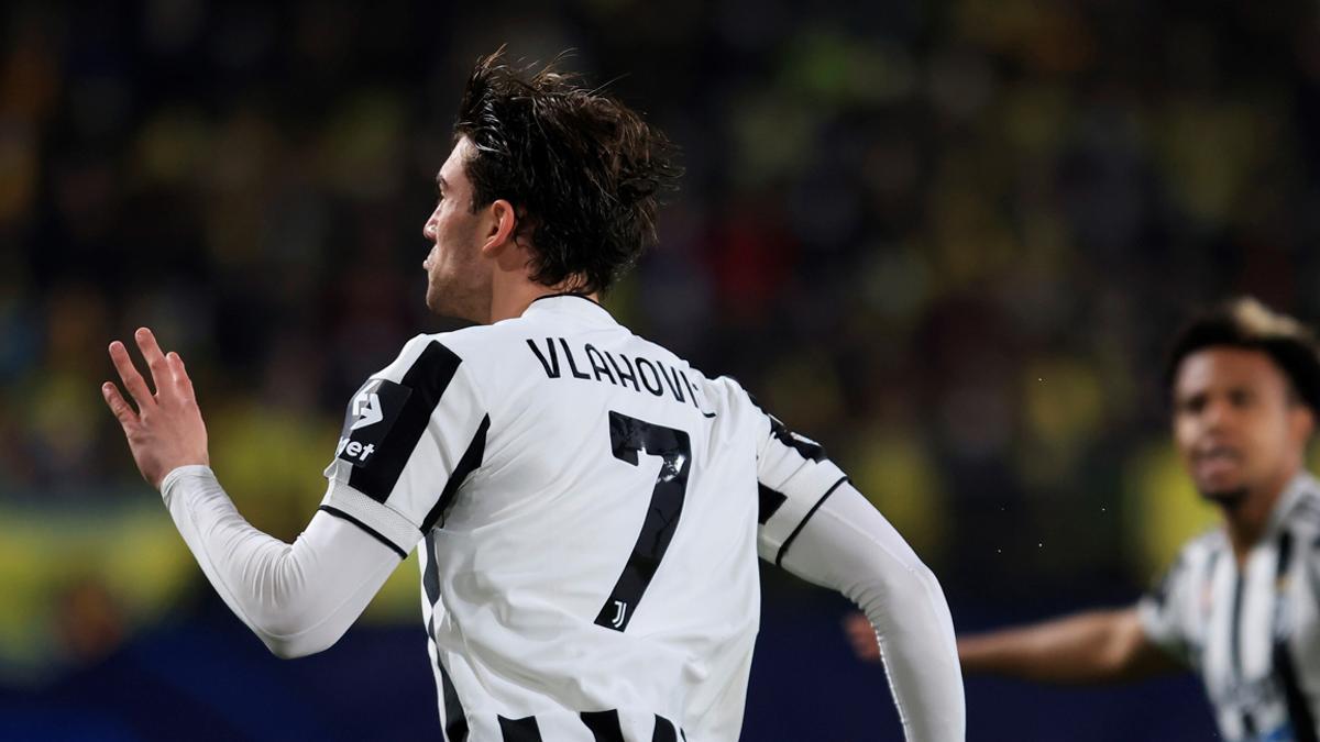 Vlahovic celebra un gol frente al Villarreal