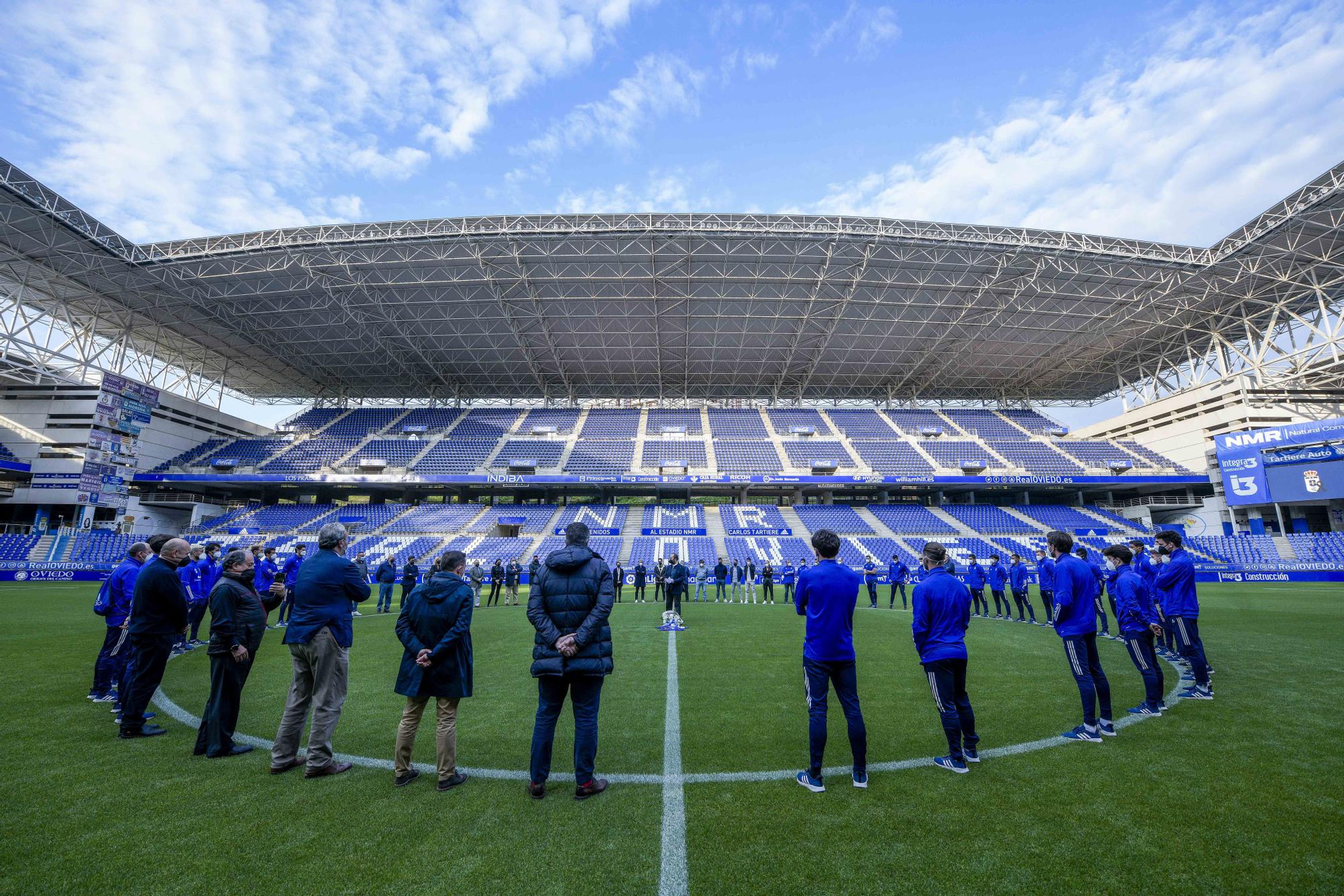 Las imágenes el homenaje a Arnau en el Tartiere