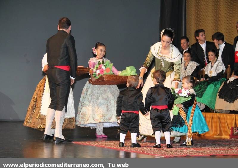 GALERÍA DE FOTOS -- Crèmor rinde tributo a sus madrinas para la Magdalena, Almudena y Naiara