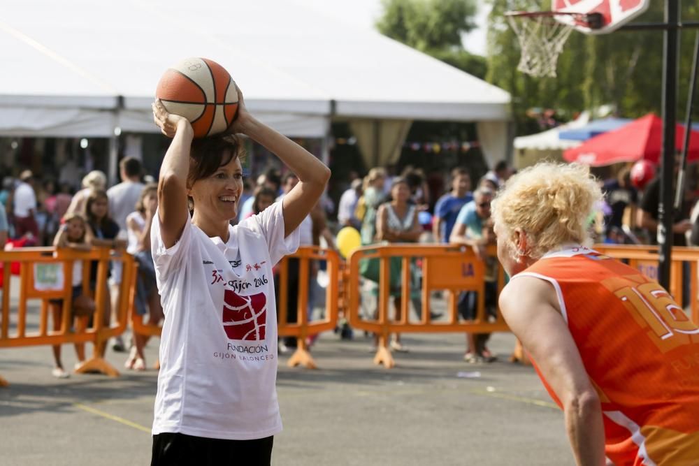 Campeonato de baloncesto 3x3 en la Feria de Muestras de Asturias