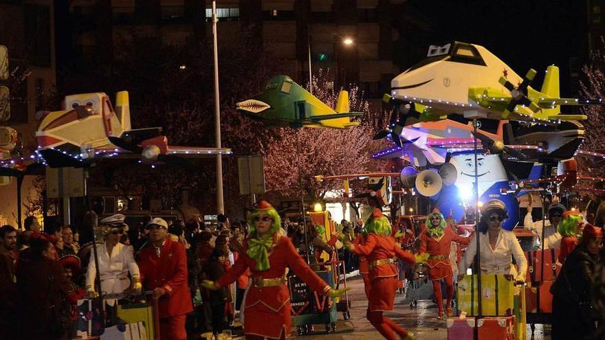 El Carnaval de Mieres se despidió &quot;viajando con los mismos&quot;