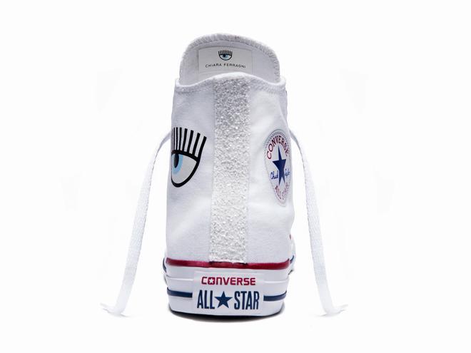 "The Flirt", el ojo logo de la marca Chiara Ferragni estampado en tu All Star