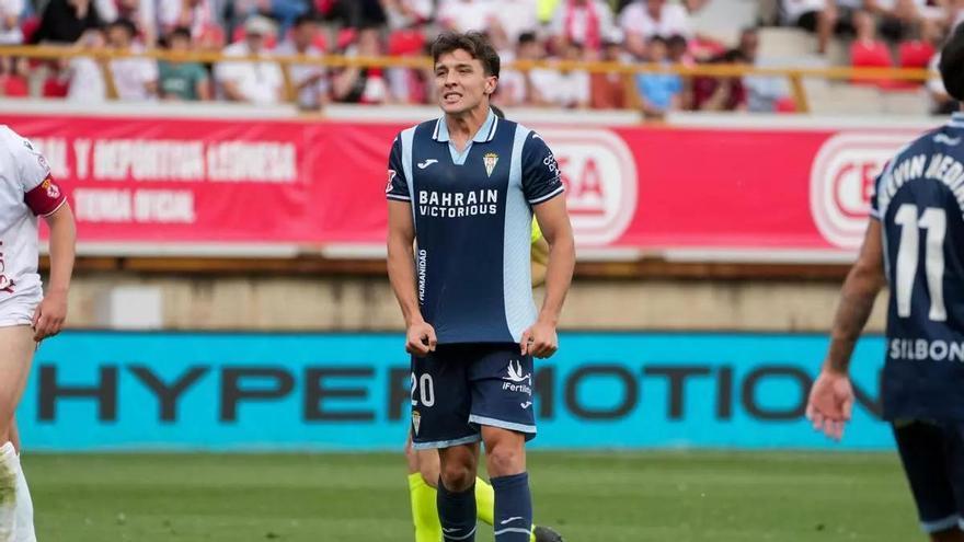 Del Moral resurge con el Córdoba CF en León: dos pases de gol y mensaje a Iván Ania