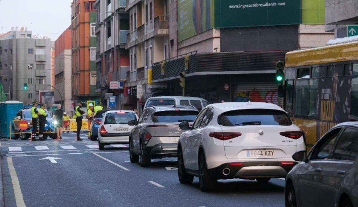 Atasco en la capital grancanaria.