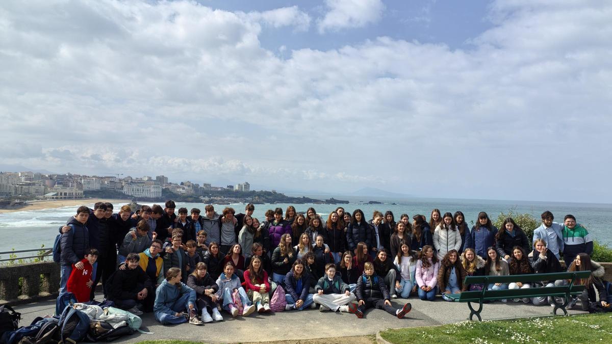 Los alumnos del Colegio Romareda y del Lycée St Joseph visitaron Biarritz durante su intercambio