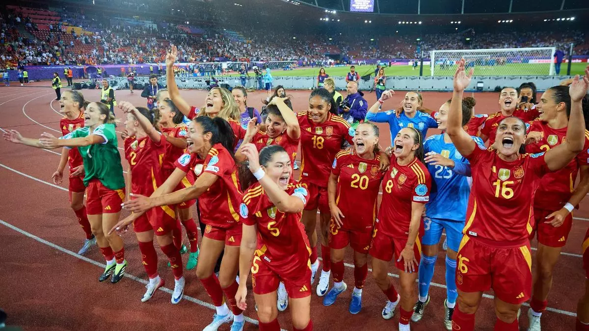 Lo que no se vio de la noche más épica: así celebró España la semifinal
