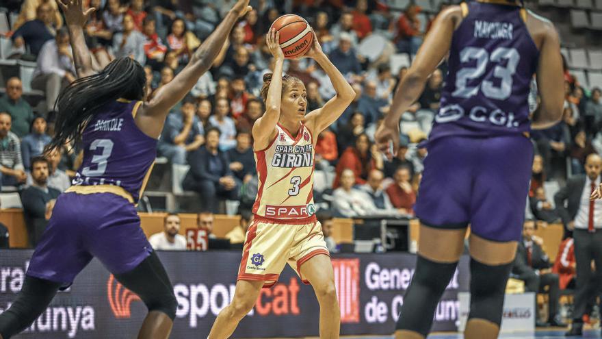 Laia Palau, durant un enfrontament de l&#039;Eurolliga la temporada passada