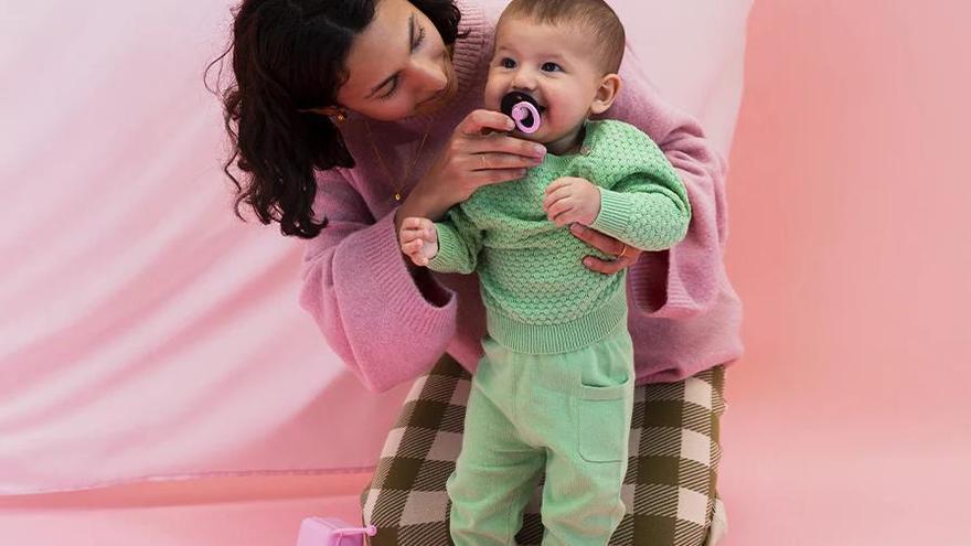 En Bibsworld puedes encontrar los artículos más adecuados para la lactancia y el bienestar de los bebés.