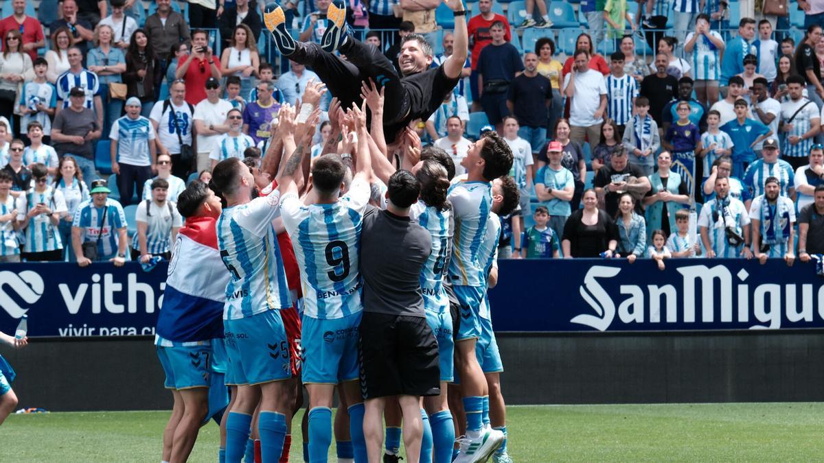 Funes fue manteado por el Atlético Malagueño en el ascenso del curso 24/25.