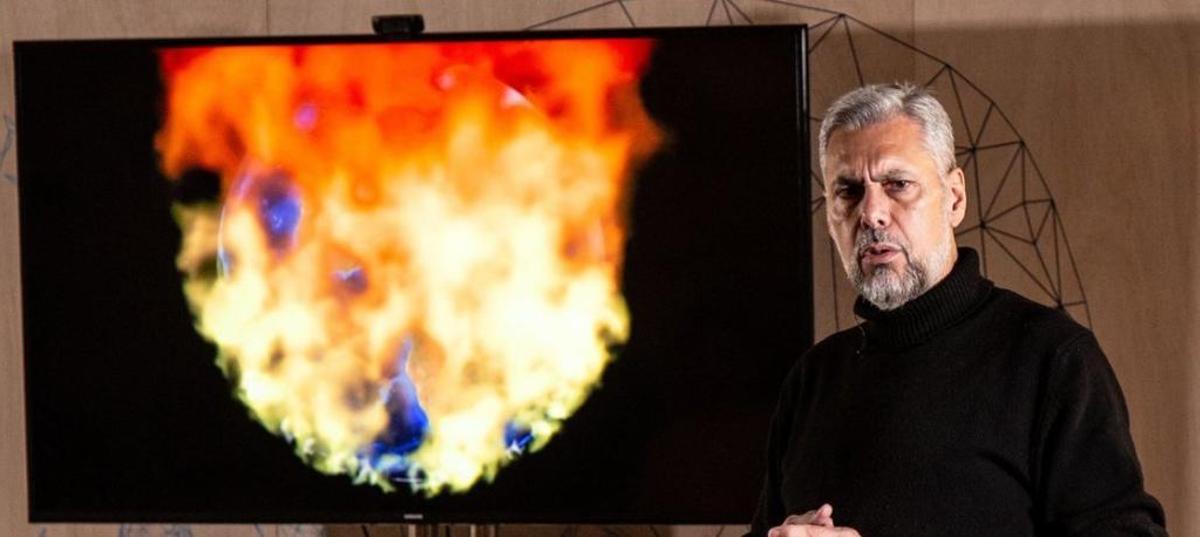 Dans aborda cómo la tecnología está cambiando nuestro mundo.