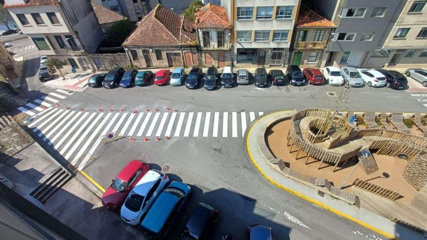 Continúan las pavimentaciones bajo el puente de A Barca y en el Campo da Torre