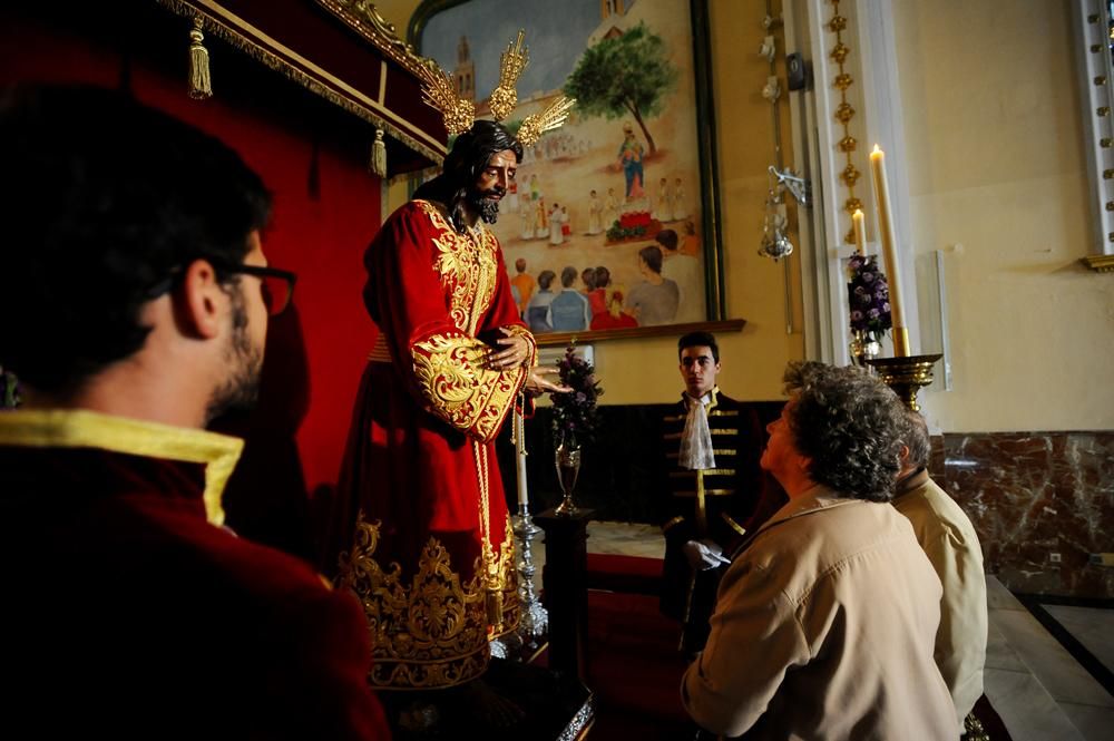 Jornada cofrade de besapiés